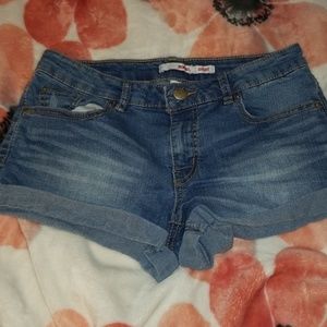 Denim shorty shorts